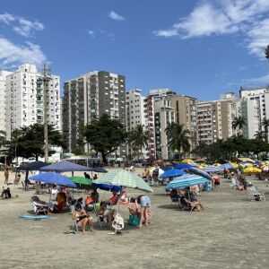 cidade-esta-com-90%-das-praias-improprias;-litoral-de-sp-soma-50-ao-todo
