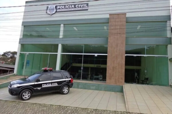 homem-mata-a-facadas-genro-que-o-repreendeu-por-beijar-neto-na-boca