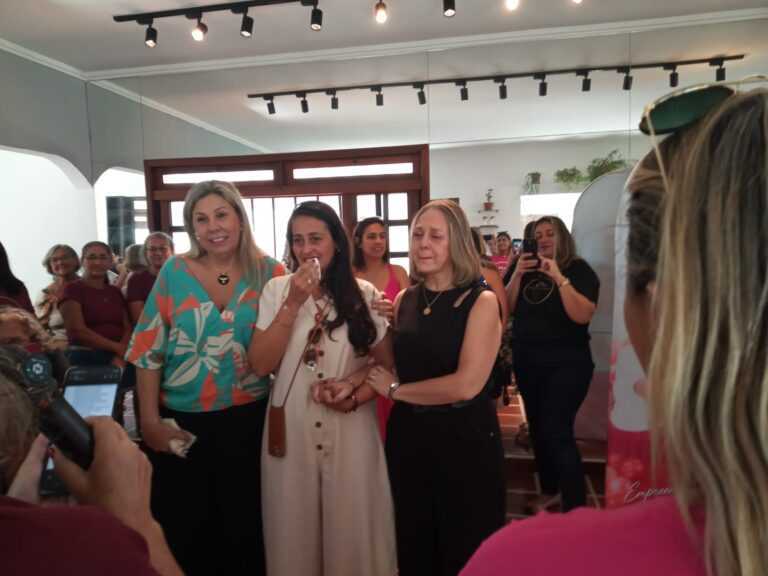 homenagem-as-organizadoras-da-expo-empreendedoras-causa-emocao-em-itanhaem