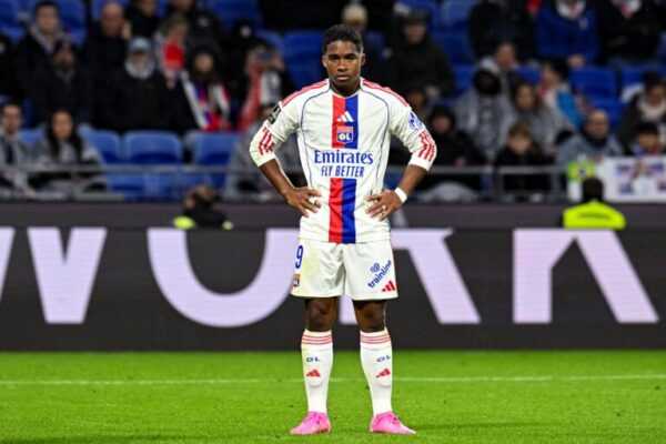 de-volta-ao-real-madrid,-endrick-se-despede-do-lyon-em-video-emocionante