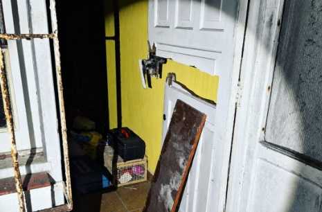 casal-invade-casa-junto-com-quatro-criancas-e-acaba-detido-pela-pm-em-itanhaem