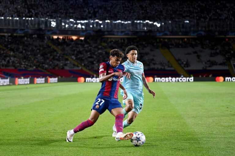 Anthony Valencia chega no Rio de Janeiro para fechar com o Flamengo anthony-valencia-desembarca-no-rio-de-janeiro-para-fechar-com-o-flamengo