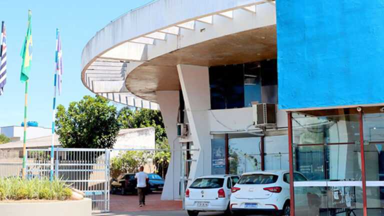 itanhaem-abre-concurso-para-a-educacao-com-salarios-de-ate-r$-6,5-mil