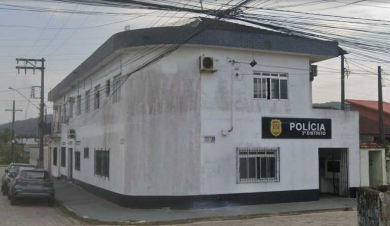 dupla-e-presa-por-estelionato-apos-carro-furtado-ser-localizado-em-itanhaem